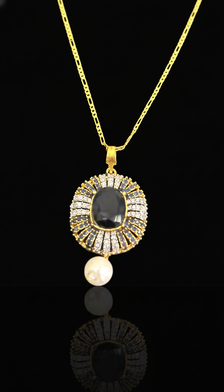 The Regal Halo Pearl Drop Trio